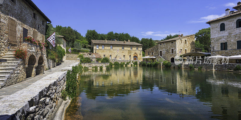 Bagno Vignoni村，托斯卡纳